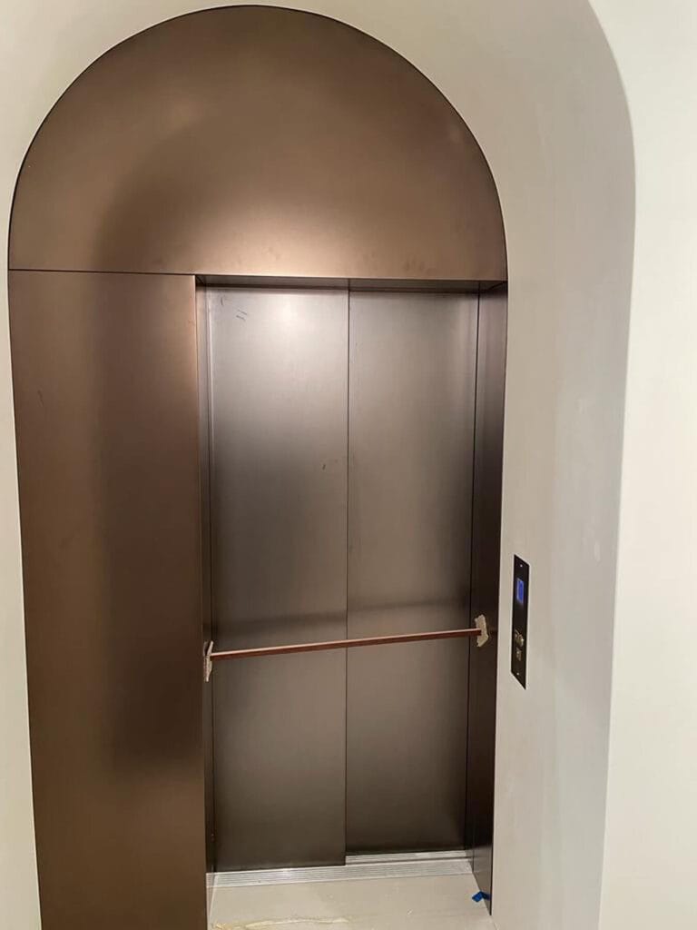 Rivestimento Ascensore e Finiture