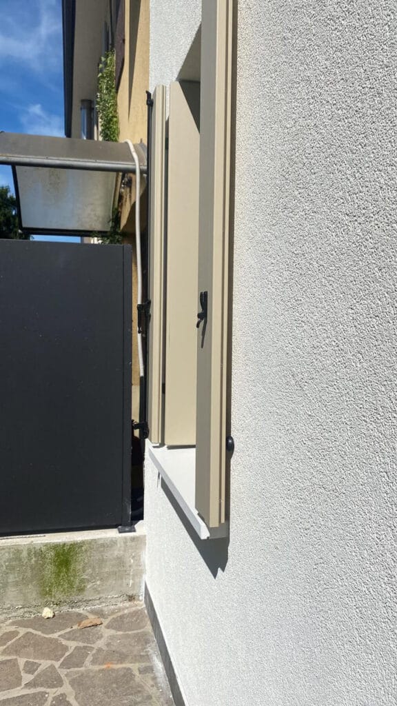 Scuri per serramenti in PVC su misura - Profilo